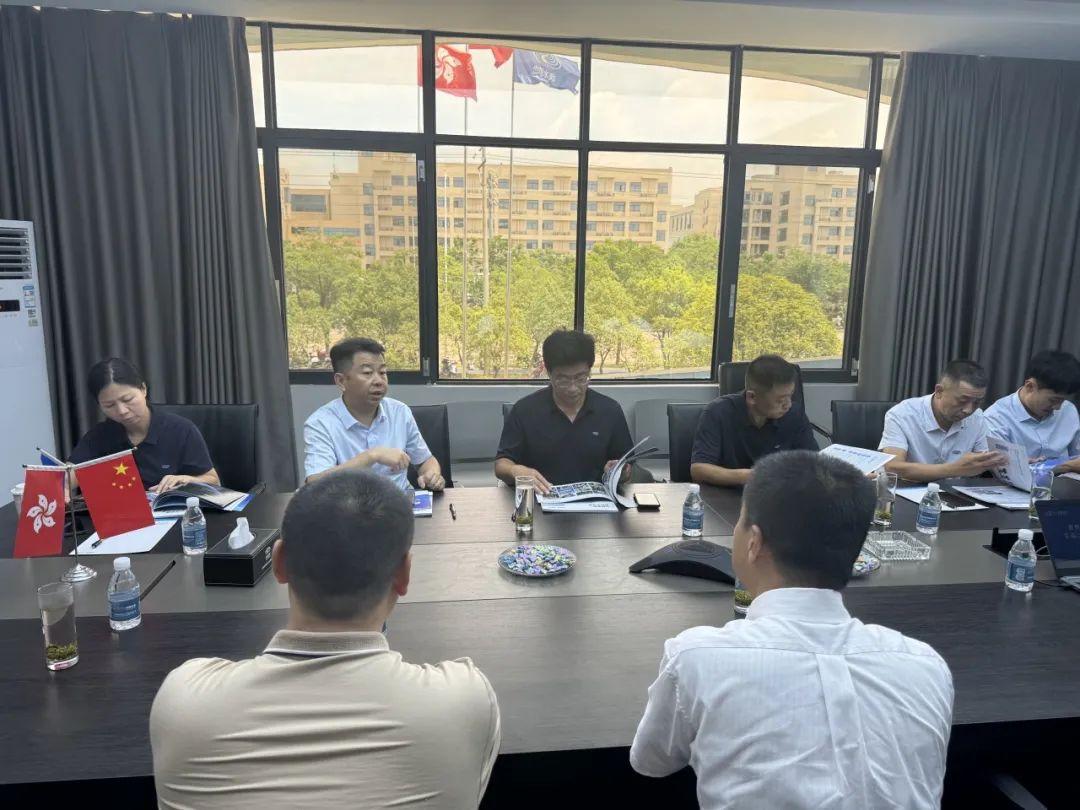 歡迎懷化沅辰水務(wù)范總一行蒞臨我司參觀指導(dǎo)！